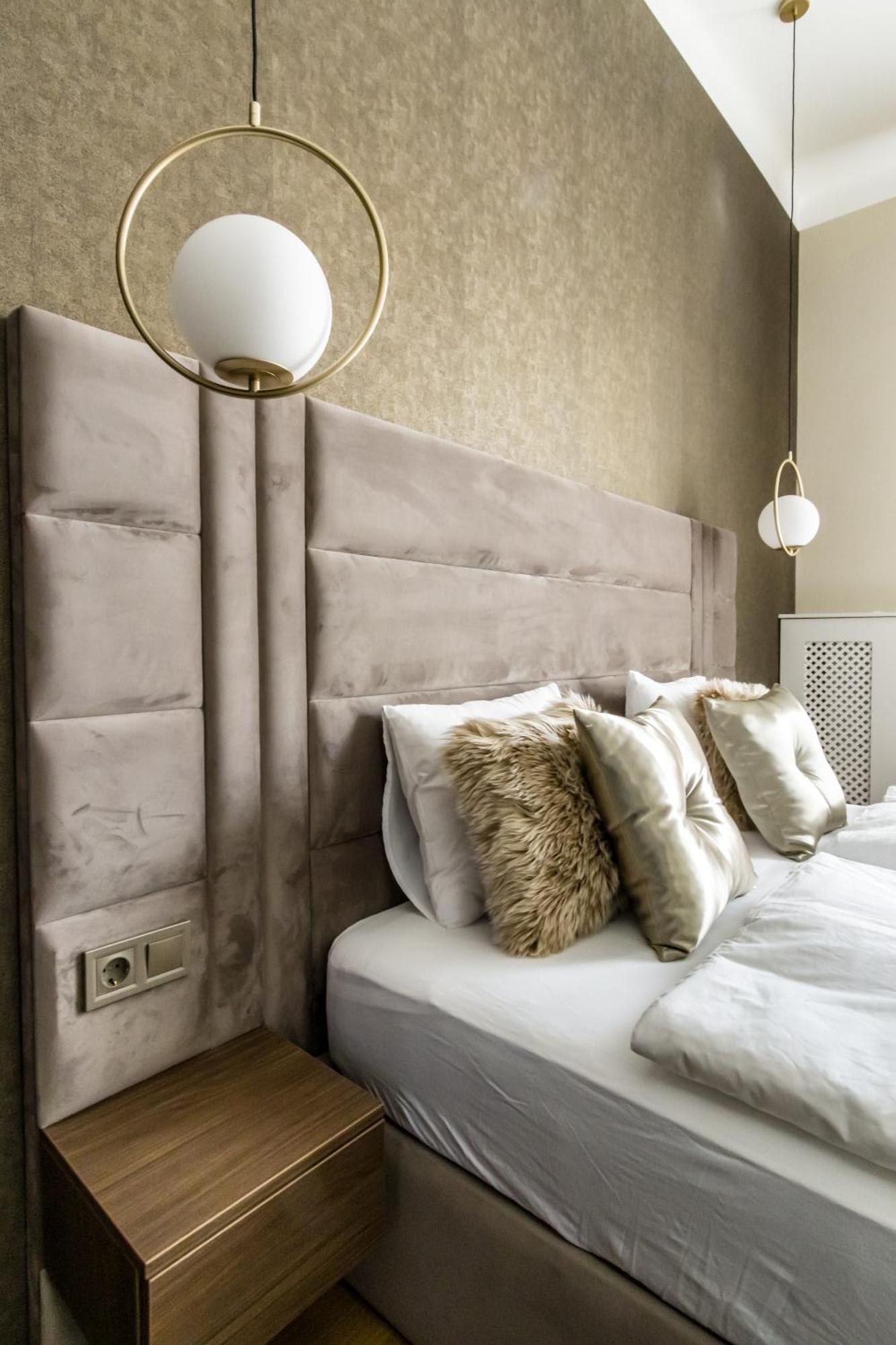 N16 Deluxe Apartment Boedapest Buitenkant foto